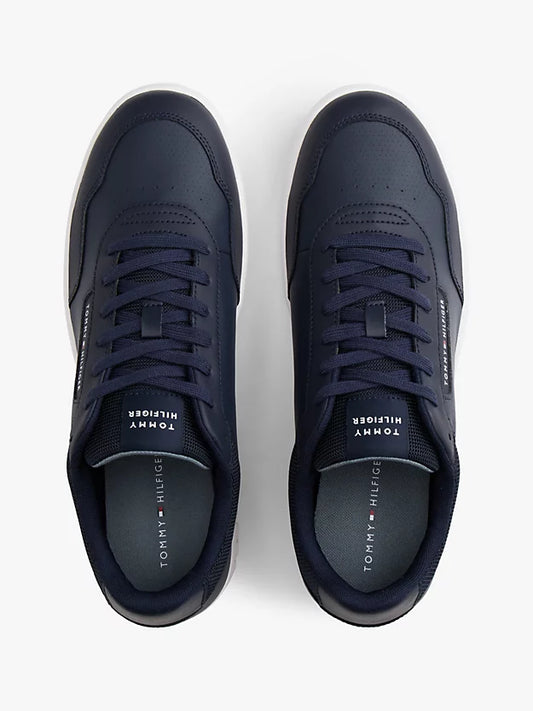Logo Basketball Trainers WiLeather