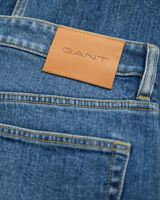 Cropped Straight Leg Stretch Jeans