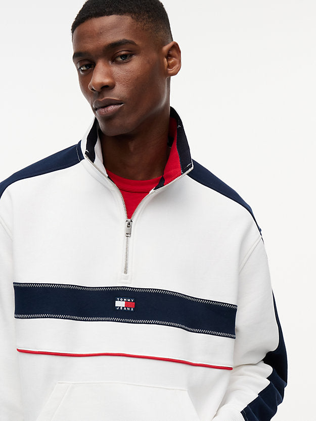 Colour-Blocked Quarter-Zip Relaxed Sweatshirt