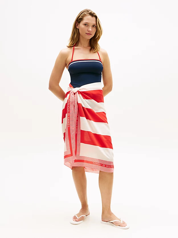 Chic Enamel Flag Flip-Flops