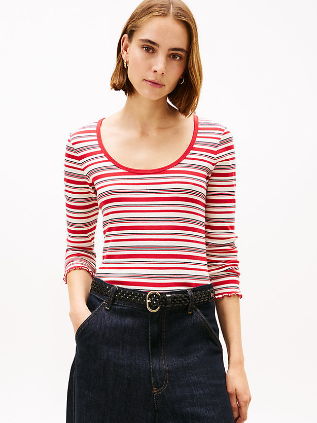 Slim Scoop Neck Long Sleeve T-Shirt