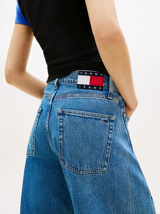 Mid Rise Twist Seam Barrel Leg Jeans