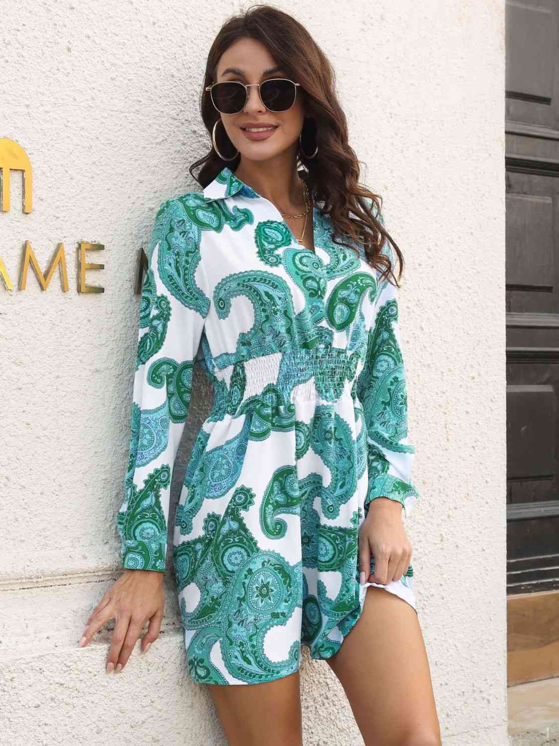 Robe smockée col Johnny à imprimé cachemire