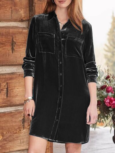 Robe longue aux genoux avec manches longues et boutonnage haut-bas