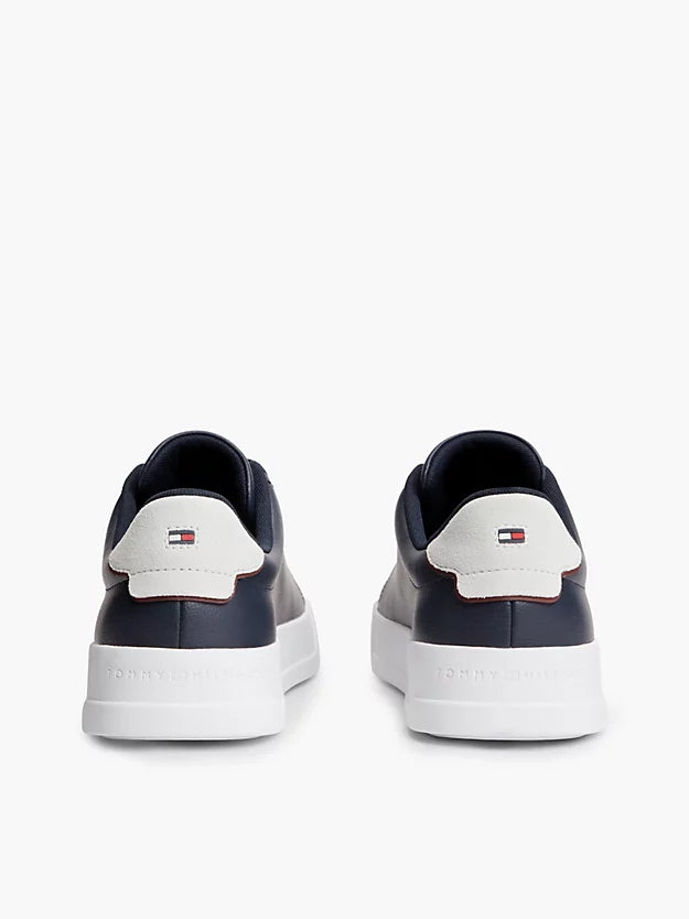Logo Court Trainers WiLeather
