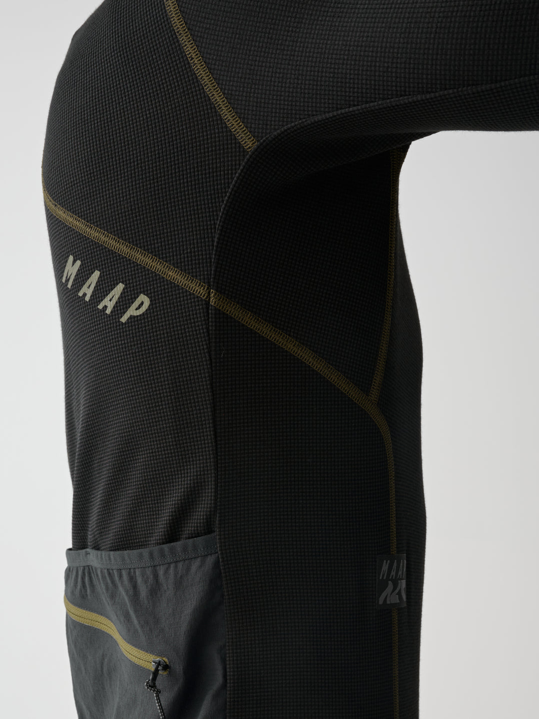 Alt_Road Jersey 2.0 - Black