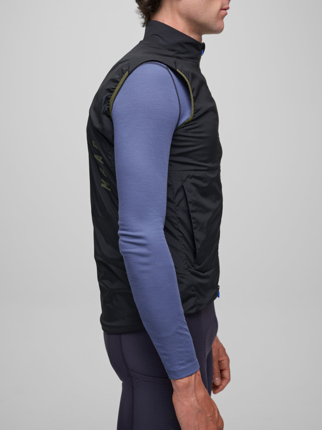 Alt_Road Insulated Vest - Black/Black