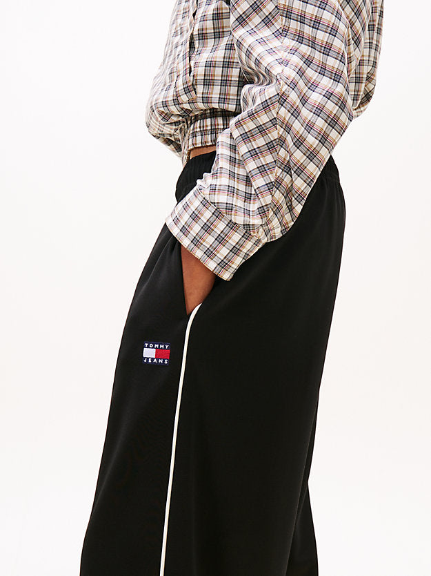 Badge Interlock Knit Relaxed Joggers