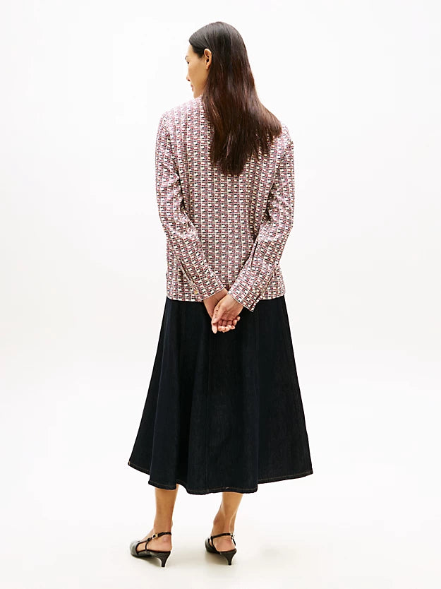 Regular Fit Concealed Placket Twill Shirt