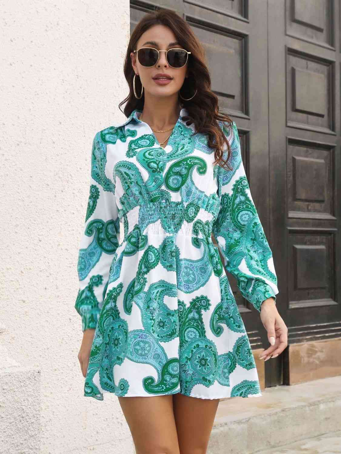 Robe smockée col Johnny à imprimé cachemire