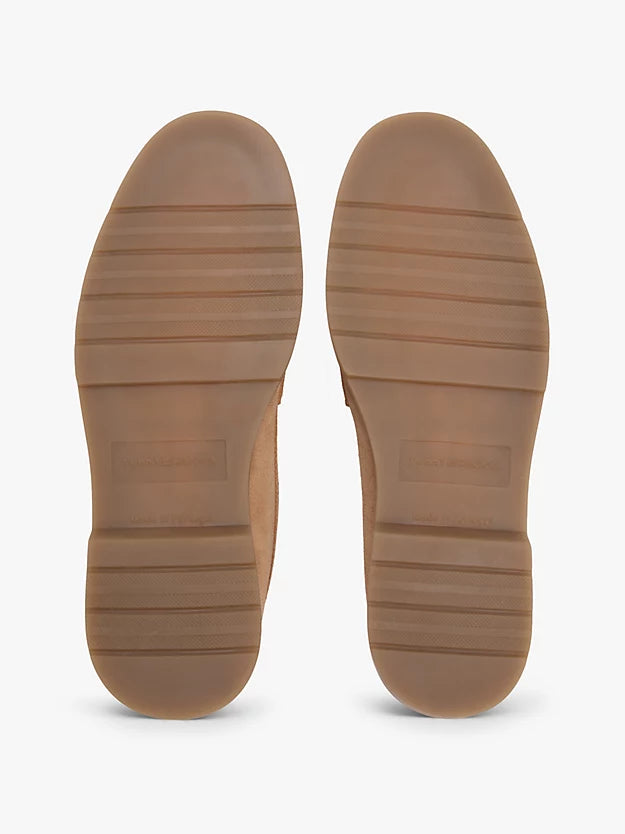 Lightweight Suede Tassel Loafers