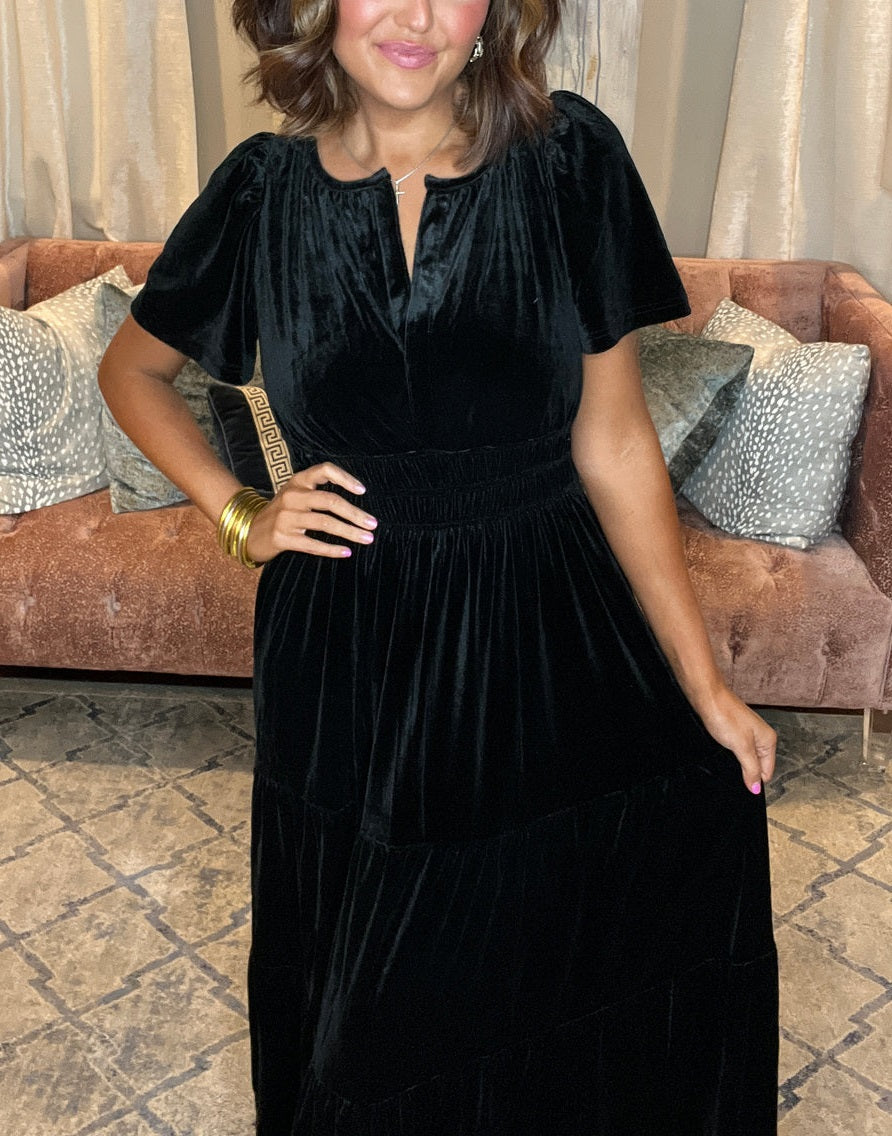 Neues gestuftes Maxikleid aus Samt für Damen (2 kaufen, kostenloser Versand)